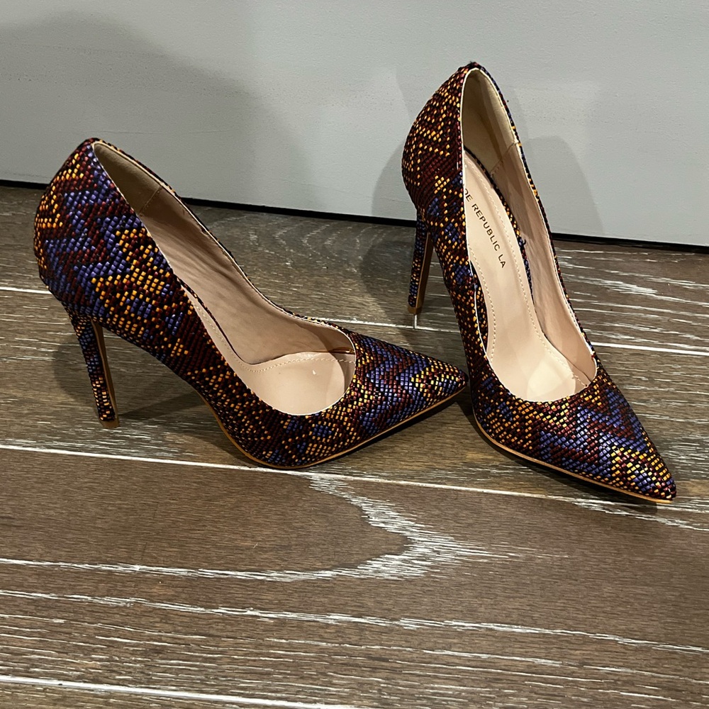 Colorful Patterned Heels - Picture 3 of 6